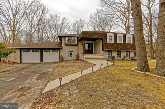 2278 S Brookfield St, Vineland, NJ 08361