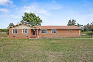 1979 Cookeville Hwy, Smithville, TN 37166
