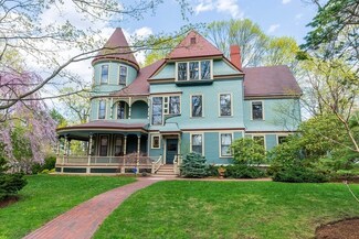 32 Woodland Rd, Auburndale, MA 02466