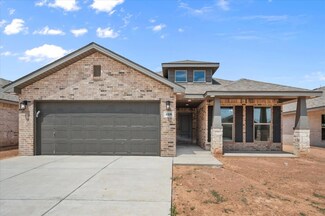 618 E 31st St, Wolfforth, TX 79382