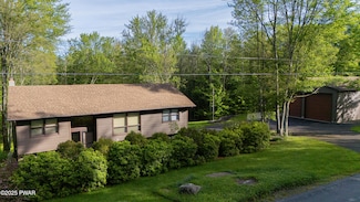 1111 Advent Rd, Lake Ariel, PA 18436