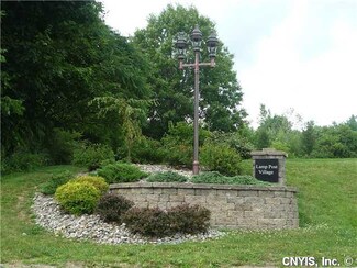 8511 Lamp Post Cir, Manlius, NY 13104