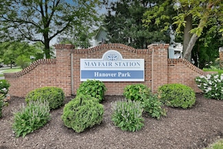 2136 Camden Ln, Hanover Park, IL 60133