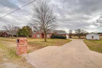 309 Cole Rd, Burleson, TX 76028