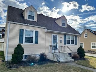 113 7th St, Whitehall, PA 18052