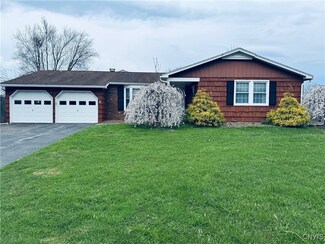 4771 Royal Meadow Dr, Liverpool, NY 13088
