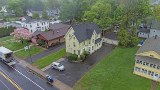 122 W Main St, Plainville, CT 06062