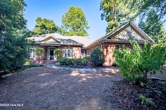 80 Lakewood Dr, Pinehurst, NC 28374