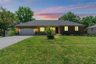 1215 Ann Ave, Excelsior Springs, MO 64024
