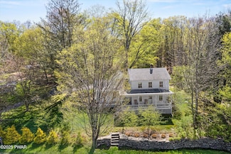208 Milanville Rd, Beach Lake, PA 18405