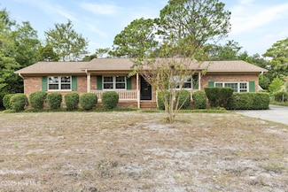 209 Shamrock Dr, Wilmington, NC 28409