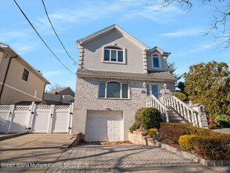 60 Providence St, Staten Island, NY 10304