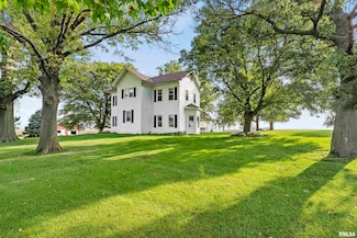 17755 60th Ave, Walcott, IA 52773