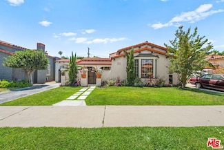 3873 Roxton Ave, Los Angeles, CA 90008