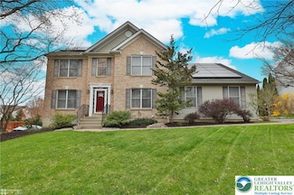 7200 Periwinkle Dr, MacUngie, PA 18062