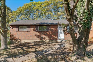 406 Elfort Dr, Pittsburgh, PA 15235
