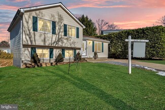 7844 Flintshire Ct, Pasadena, MD 21122