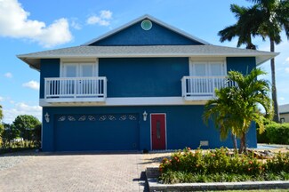 228 E Goodland Dr, Goodland, FL 34140