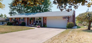 251 Dogwood Dr, Greenville, OH 45331