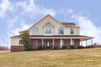 3455 Kinneys Rd, Cedar Hill, TN 37032