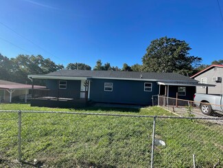 3 Taylor St, Rossville, GA 30741