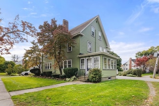 71 Clark St Unit 71, Newton Center, MA 02459