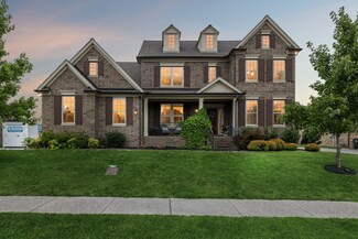 6656 Edgemore Dr, College Grove, TN 37046
