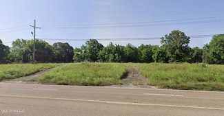 4761 Goodman Rd, Horn Lake, MS 38637