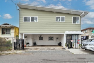 2015 Waterhouse St, Honolulu, HI 96819