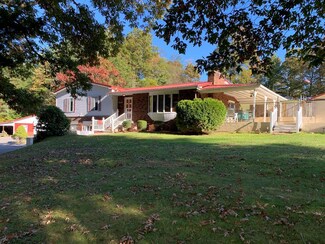 262 Alonzo Rd, Rock, WV 24747