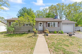 15 Vermont Ave, Jackson, NJ 08527