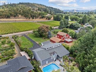 243 Independence Ln, Roseburg, OR 97471