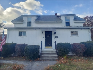 936 Smithfield Ave, Lincoln, RI 02865