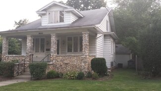 800 Bellevue Ave, Elgin, IL 60120