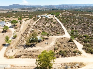 2415-17 Angel Dr, Boulevard, CA 91905