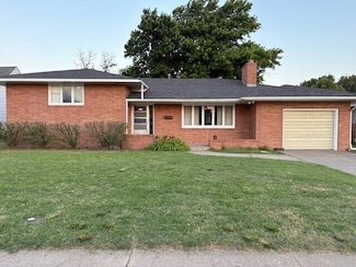 315 N School St, Ness City, KS 67560