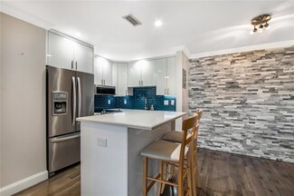 110 Cypress Club Dr Unit 130, Pompano Beach, FL 33060