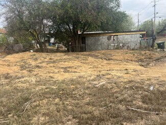 110 Laredo St, Laredo, TX 78040