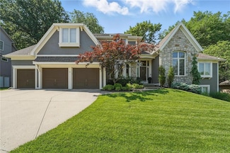5323 NW 60th St, Kansas City, MO 64151