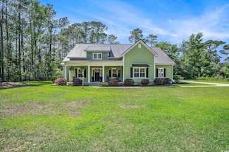 769 Country Club Dr, Pawleys Island, SC 29585