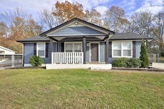 545 Donna Dr, Clarksville, TN 37042