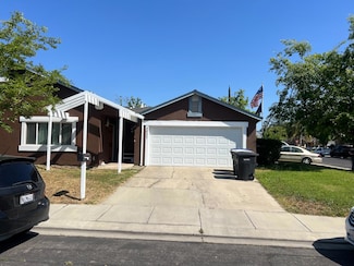 3037 Snowberry Ln, Modesto, CA 95354