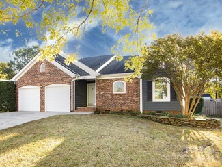 13815 Walkers Creek Dr, Charlotte, NC 28273