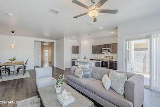 2625 W Gaby Rd, Phoenix, AZ 85041
