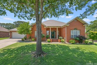 3055 Baxter Dr, Conway, AR 72034