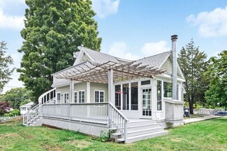 46 Joyce Dr, Stoughton, MA 02072