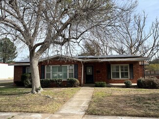 1200 S Dwight Ave, Monahans, TX 79756