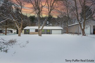 3350 Reginald Dr, Muskegon, MI 49444