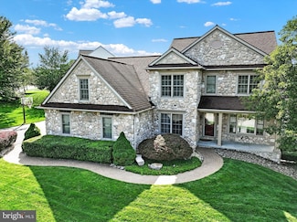 4237 Peach Orchard Hollow, York, PA 17402