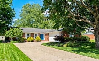 102 Iroquois Dr, Marietta, OH 45750